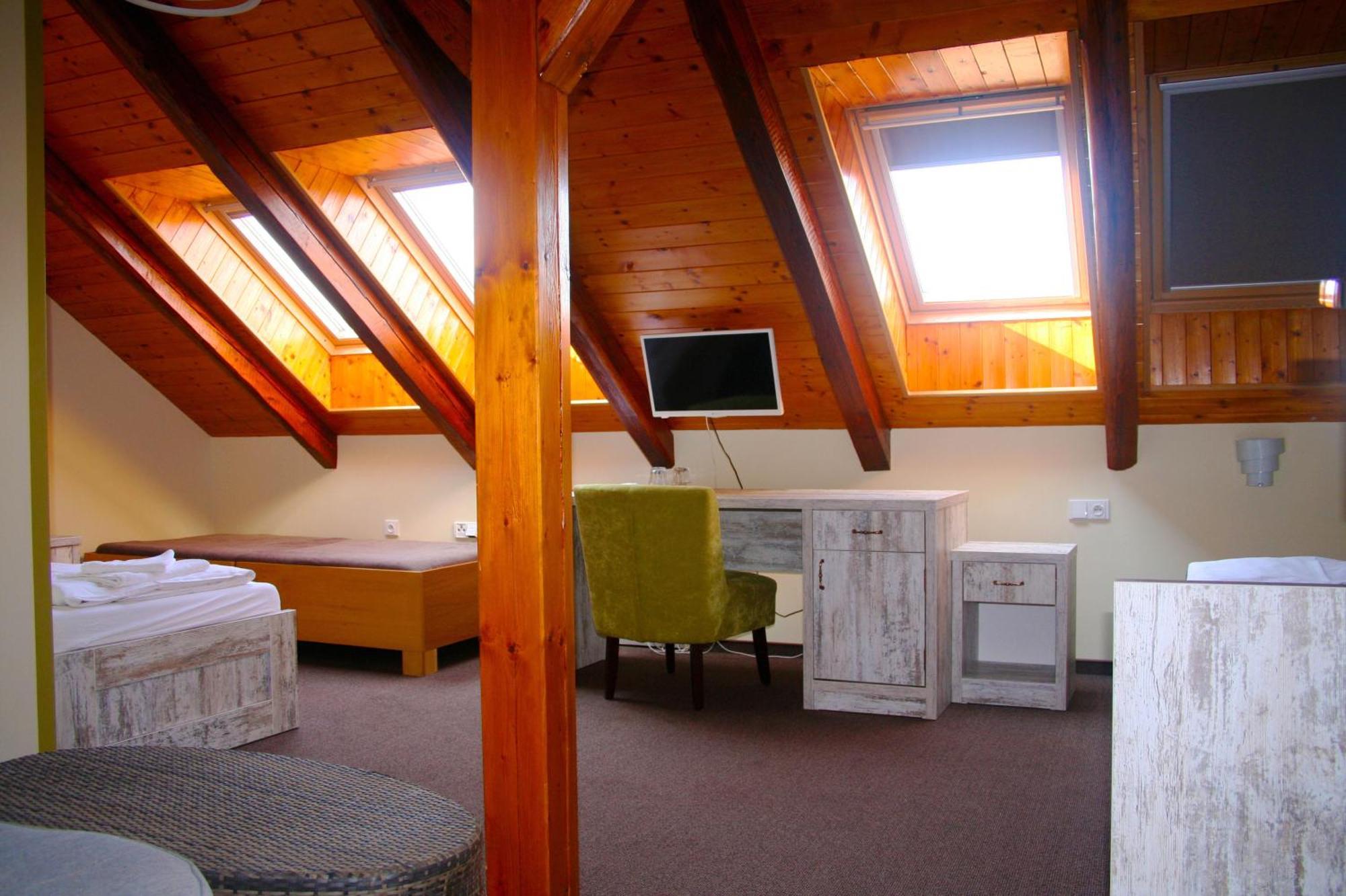 Hotel Herman Rychnov nad Kneznou Esterno foto